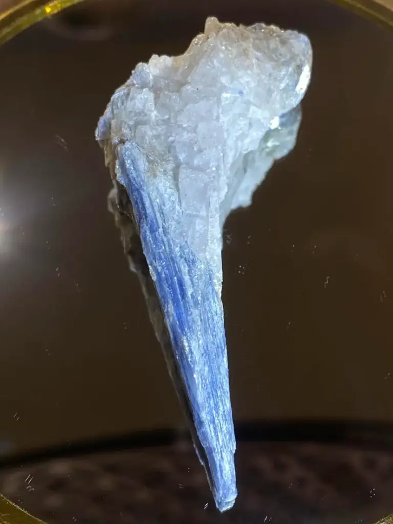 Cyanite
