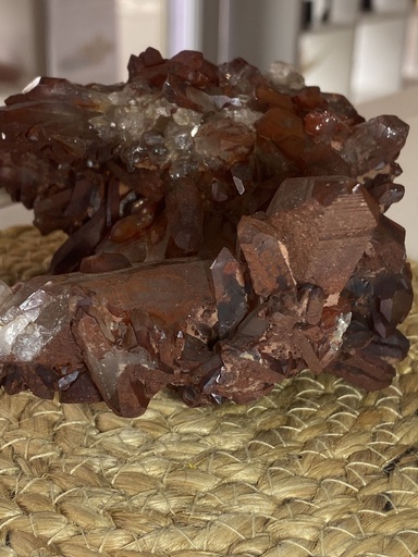 Lot 31: Quartz hématoïde